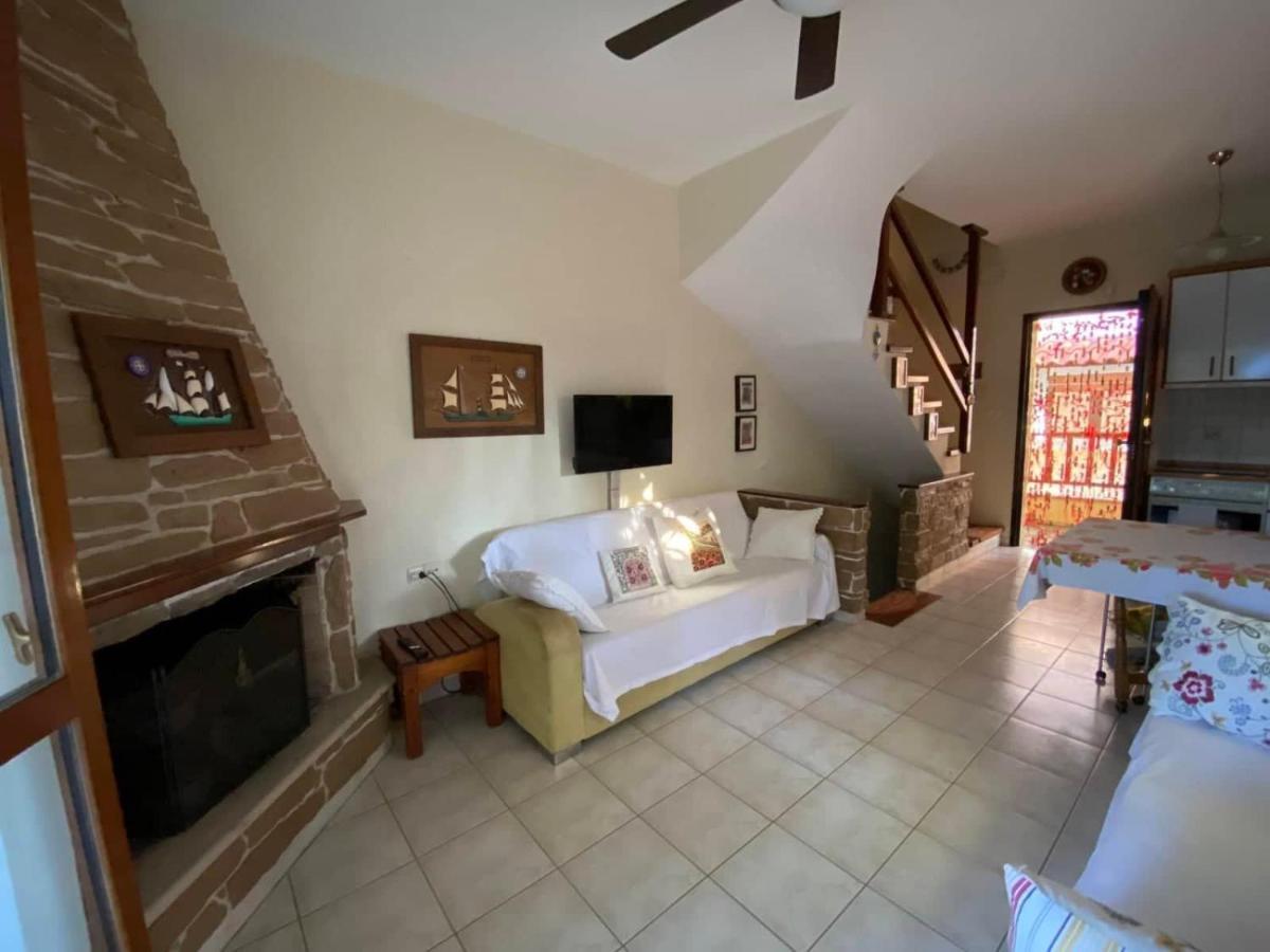 Georgia'S House Villa Nikiti  Dış mekan fotoğraf