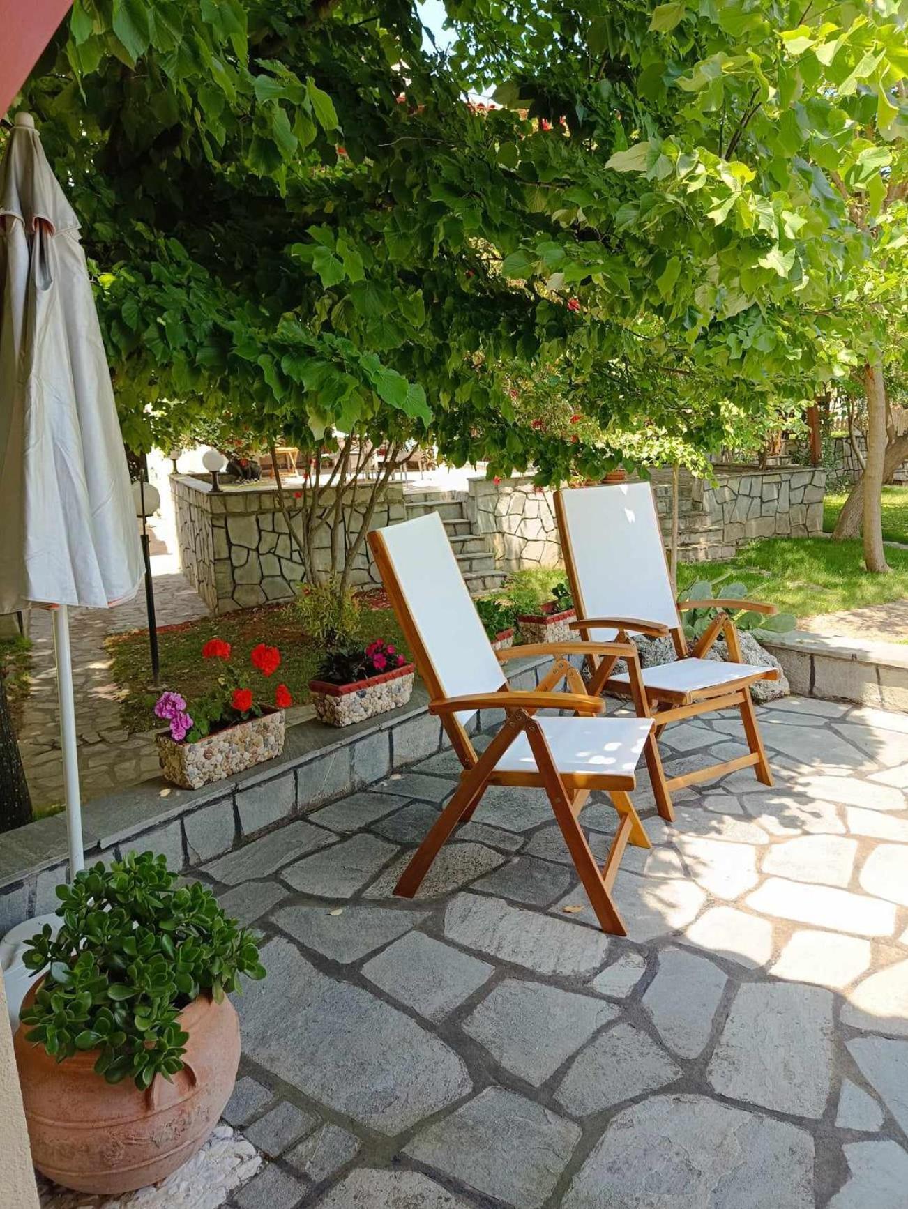 Georgia'S House Villa Nikiti  Dış mekan fotoğraf